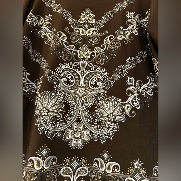 Perceptions Brown, 3/4 lengths sleeves, embellished top. Sz 1X - Picture 2 of 8